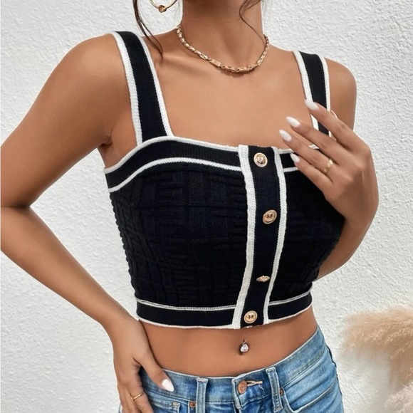 Contrast Trim Button Detail Crop Knit Top XS NEW - Picture 5 of 10